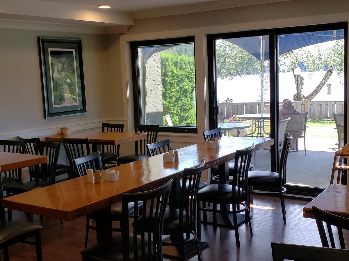 Inn On Long Lake Nanaimo Luaran gambar