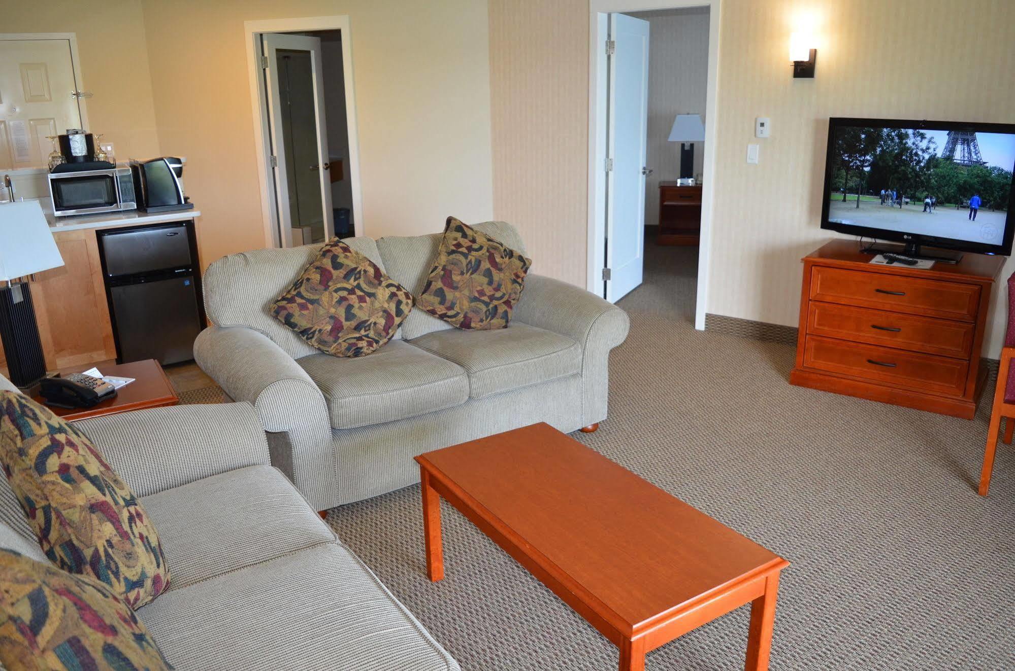 Inn On Long Lake Nanaimo Luaran gambar